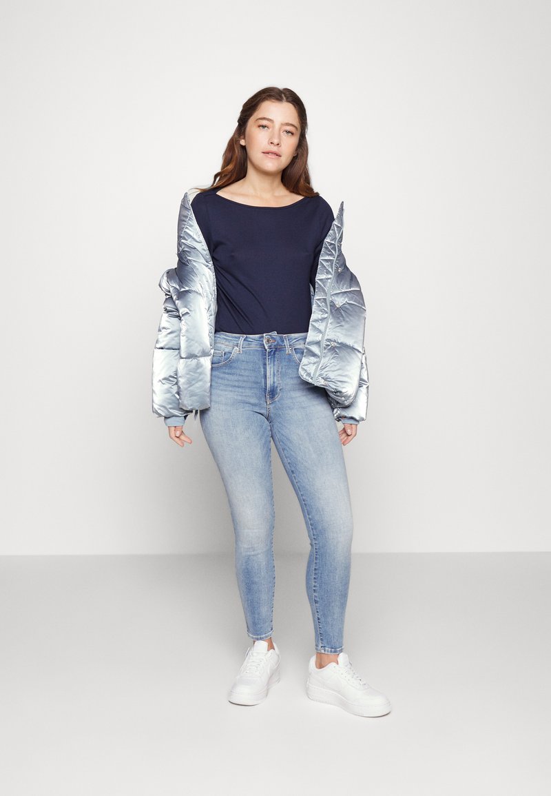 Vero Moda Petite VMSOPHIA - Jeans Skinny Fit - Light Blue Denim