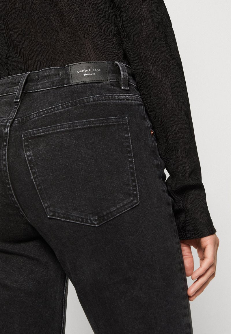 Gina Tricot STRAIGHT STRETCH - Jeans Straight Leg - Black