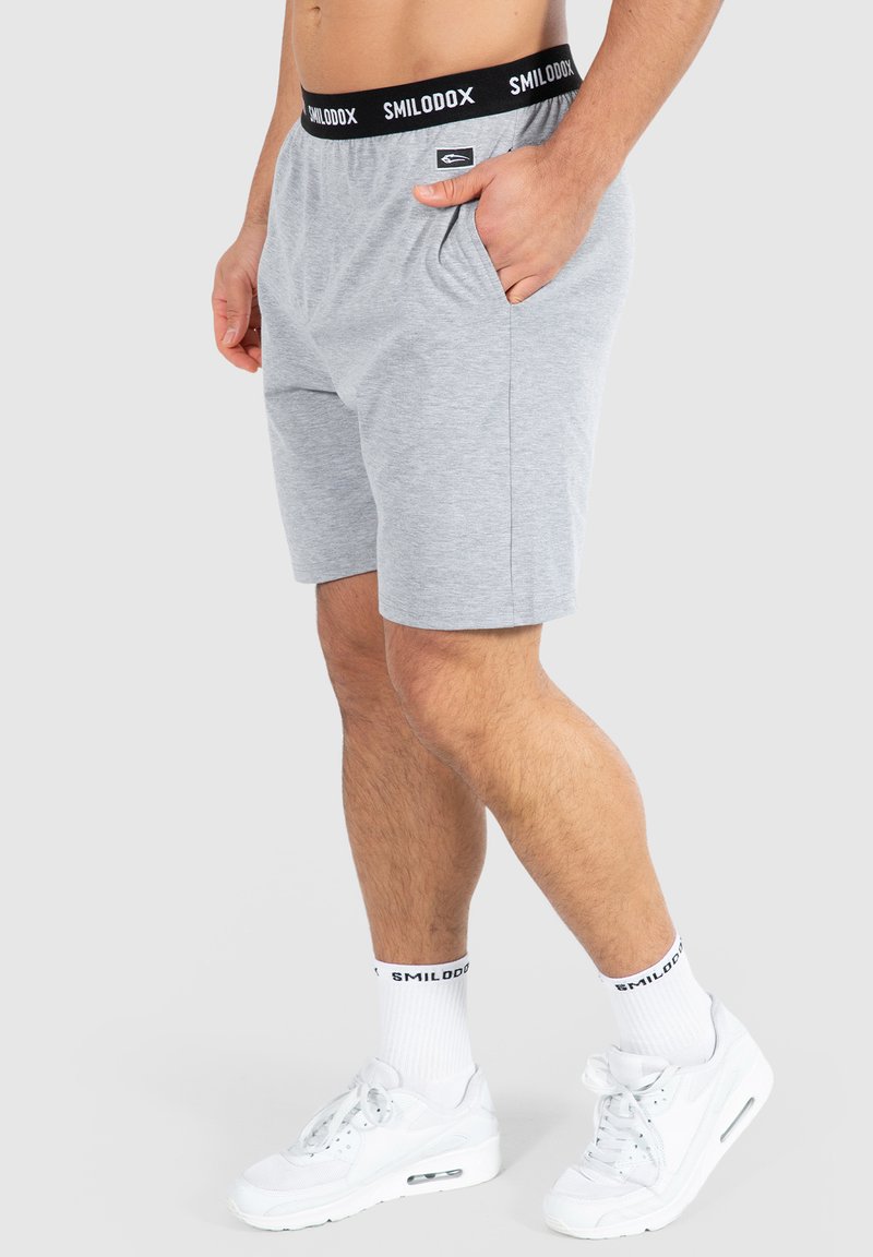  AVIS - Kurze Sporthose - Grau Melange