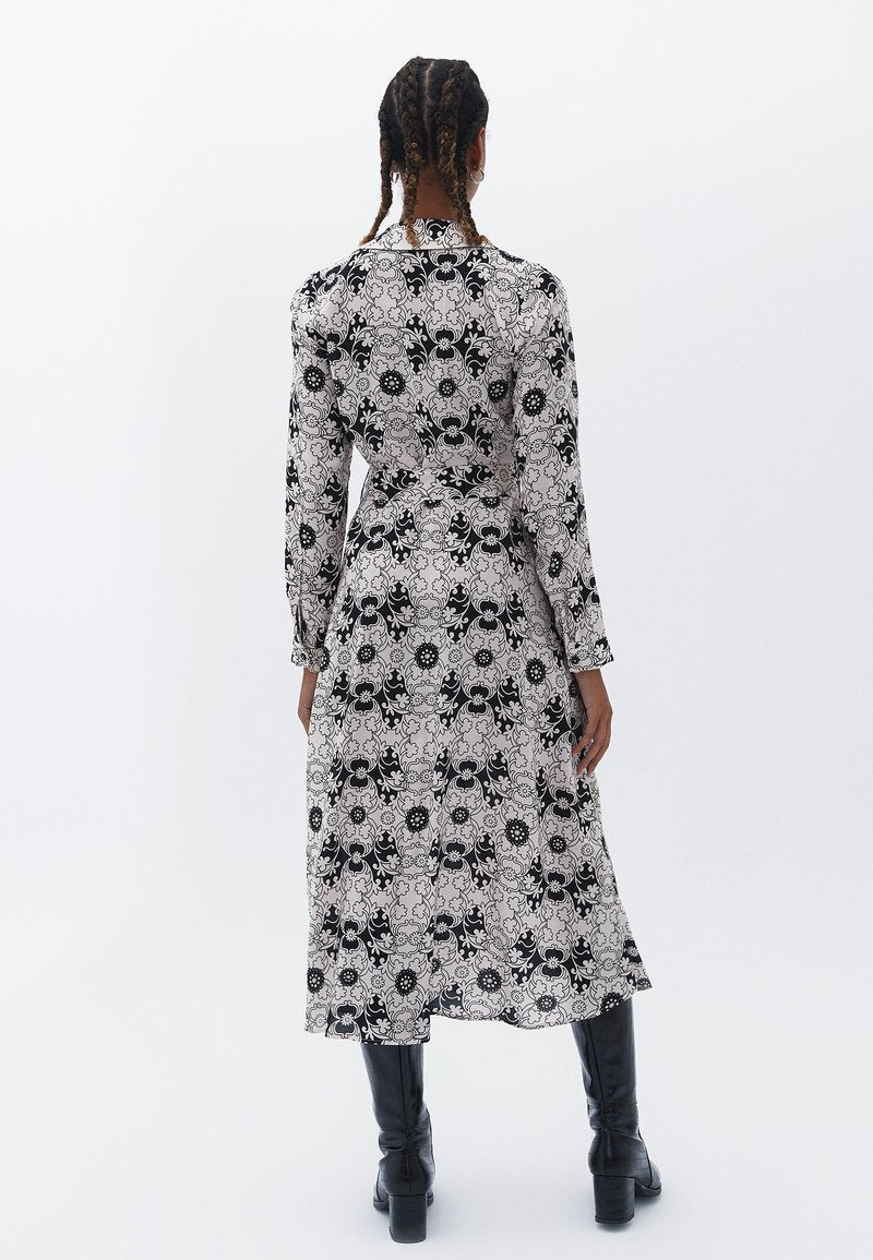  TIE-ON WAIST - Blusenkleid - White