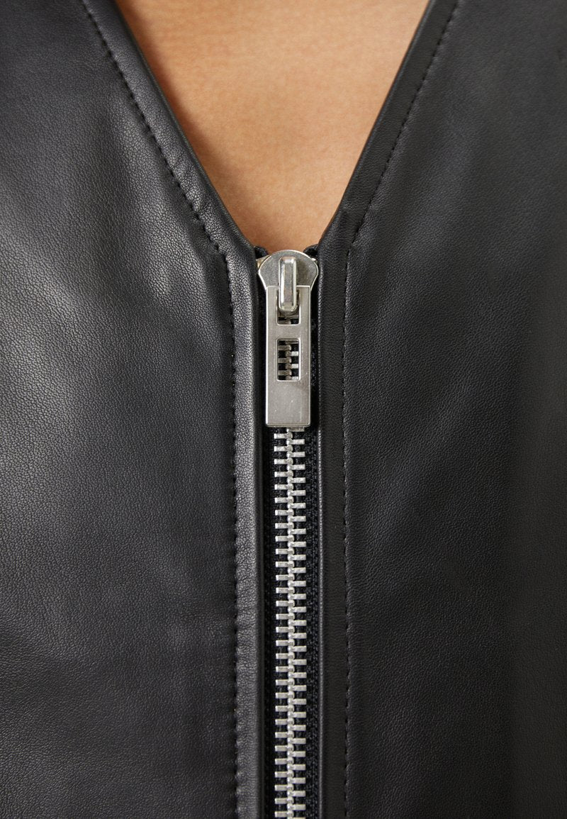  CARGO VEST - Weste - Black