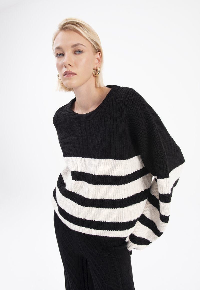  STELLA - Strickpullover - Black