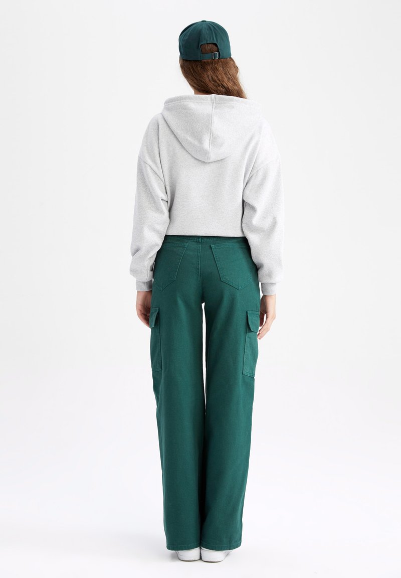 DeFacto WIDELEG - Cargohose - Green