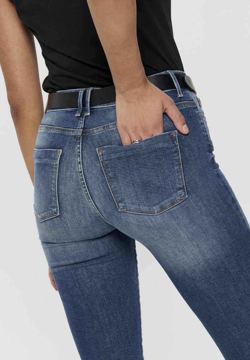 ONLY ONLSHAPE - Jeans Skinny Fit - Medium Blue Denim