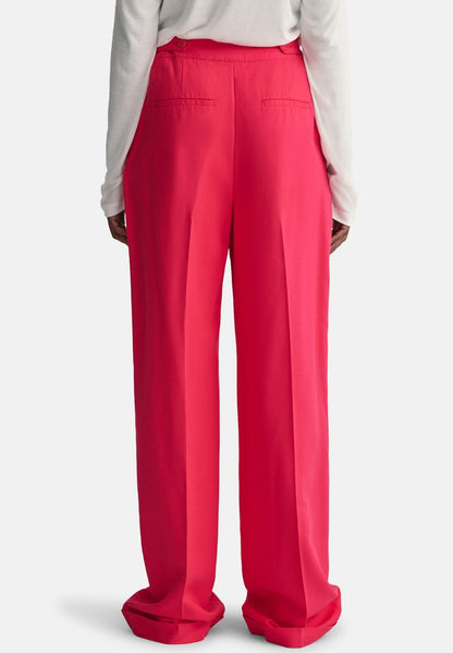Gant RELAXED FLUID PANTS - Stoffhose - Magenta Pink