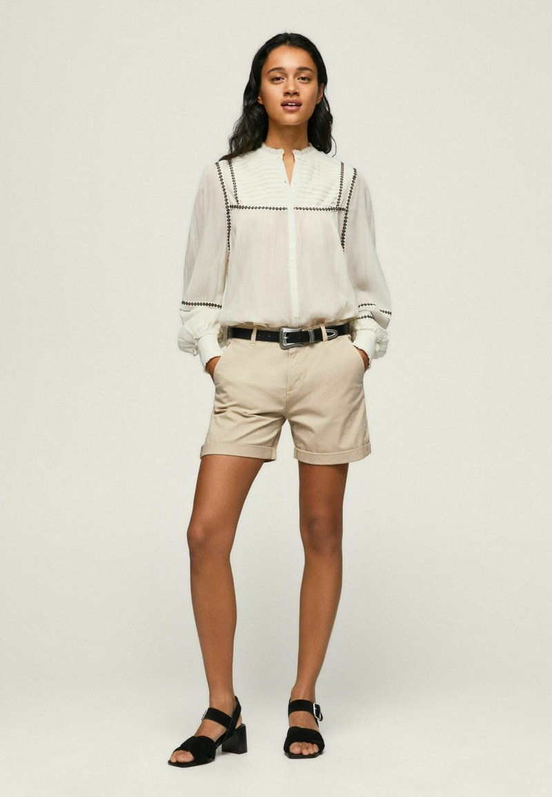 Pepe Jeans JUNIE - Shorts - Stone