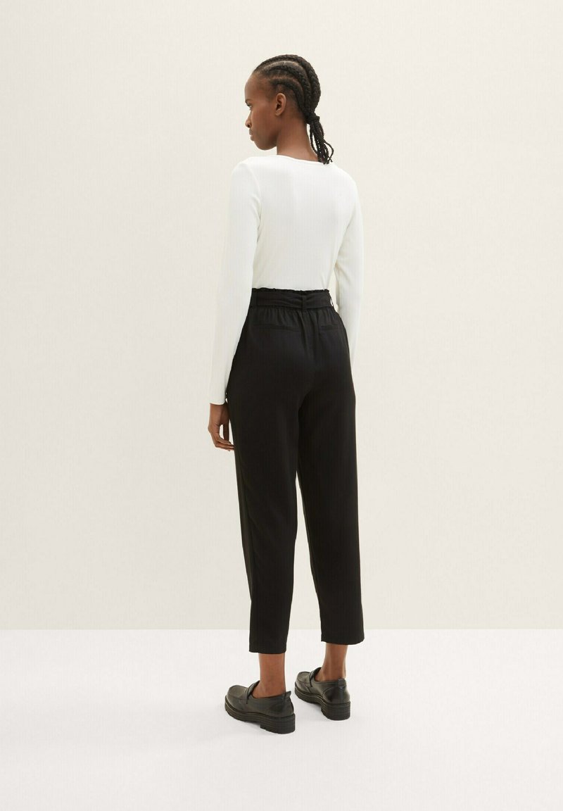 TOM TAILOR Denim TAPERED RELAXED - Stoffhose - Deep Black