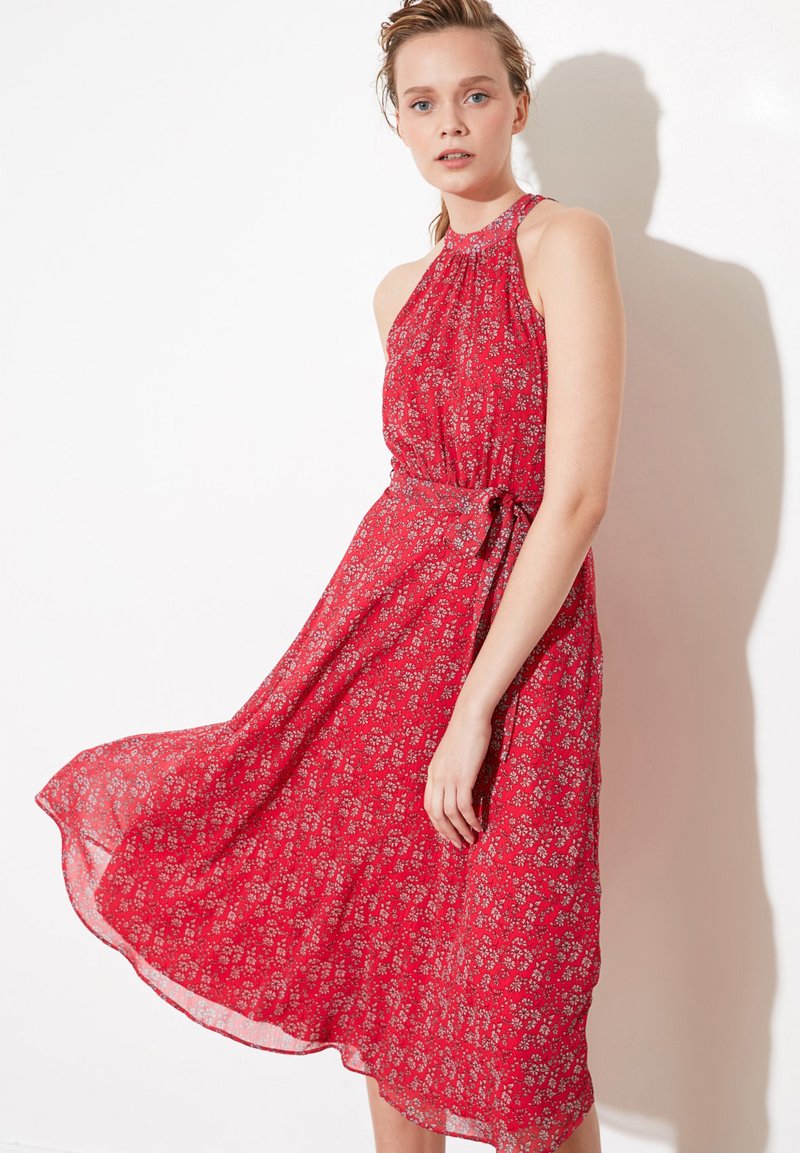 Trendyol Freizeitkleid - Pink