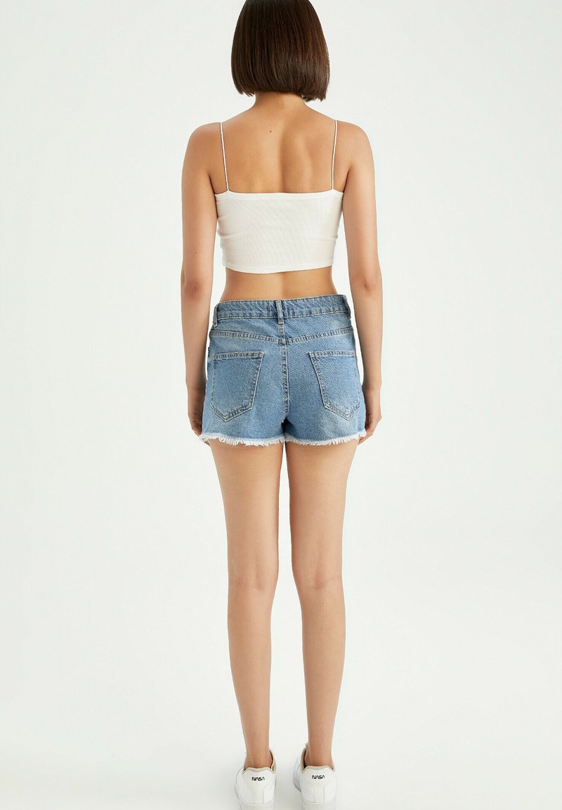 DeFacto HOT - Jeans Shorts - Blue
