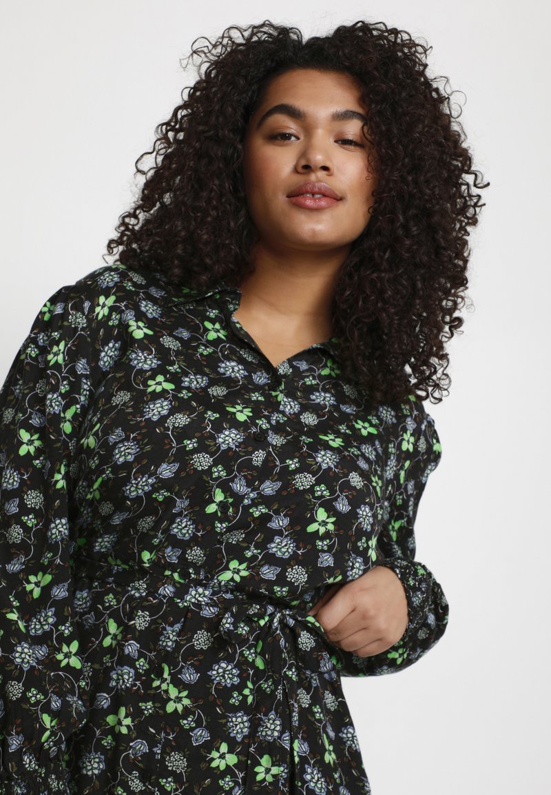  FLORISA - Blusenkleid - Black/green Paisley Flower