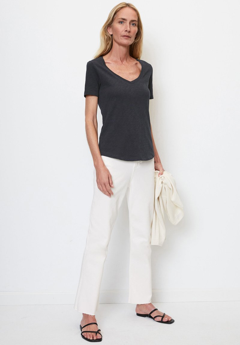 Marc O'Polo V-NECK REGULAR - T-Shirt Basic - Deep Blue Sea