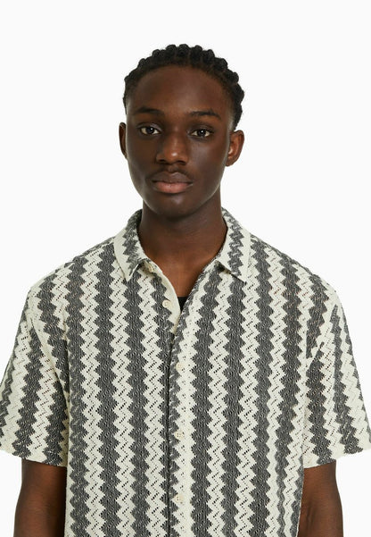 BERSHKA OPEN KNIT SHORT SLEEVE - Hemd - Sand