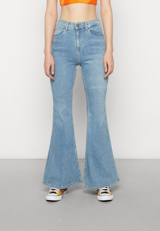 Lee FOREVERFIT FLARE - Flared Jeans - Winter Sun