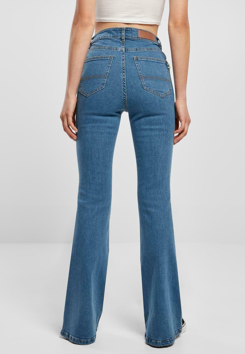 URBAN CLASSICS ORGANIC HIGH WAIST - Jeans Bootcut - Clearblue Washed