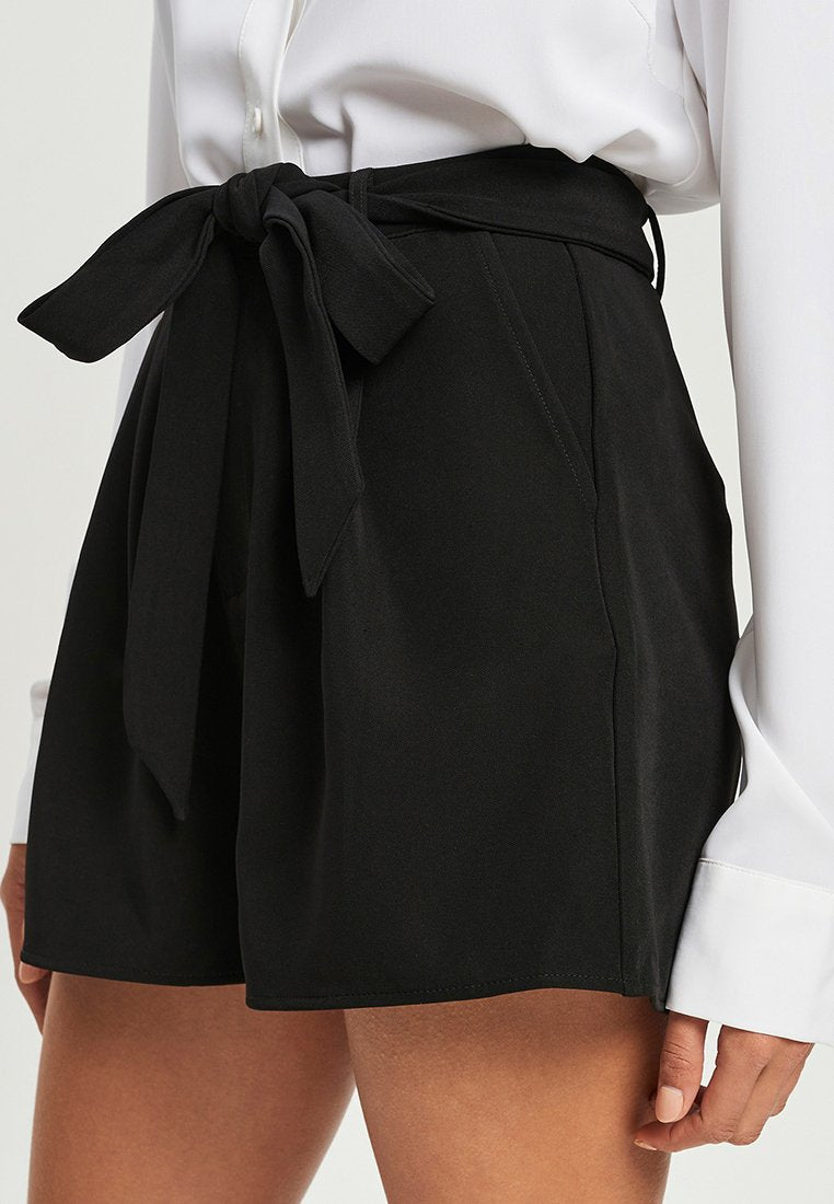  MATEO - Shorts - Black