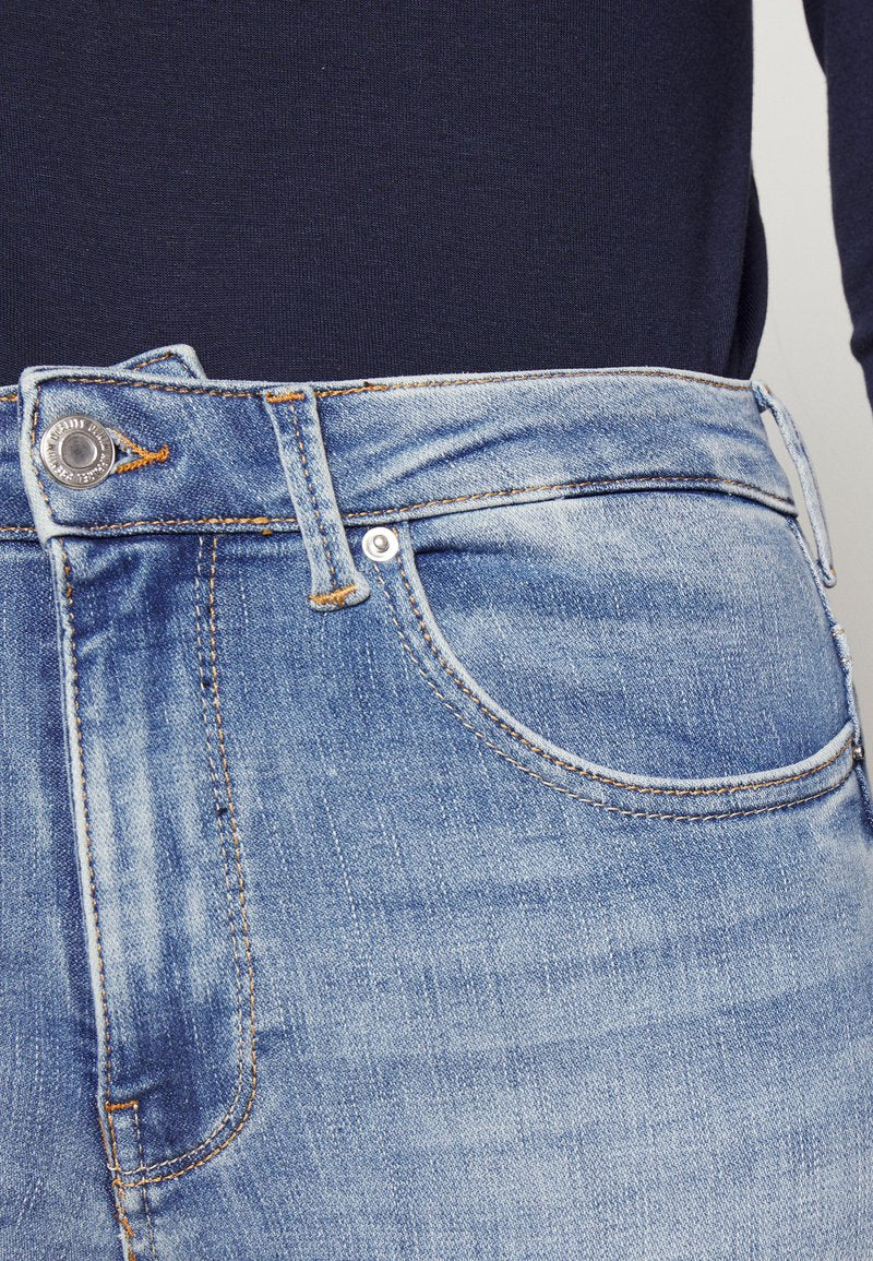 Vero Moda Petite VMSOPHIA - Jeans Skinny Fit - Light Blue Denim