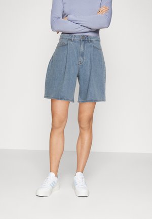 Mustang STYLE STELLA - Jeans Shorts - Weiß