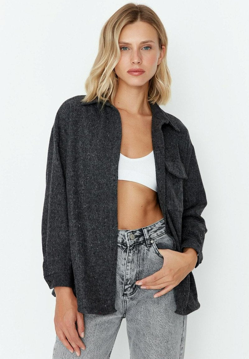 Trendyol CASUAL COMFORT - Hemdbluse - Grey