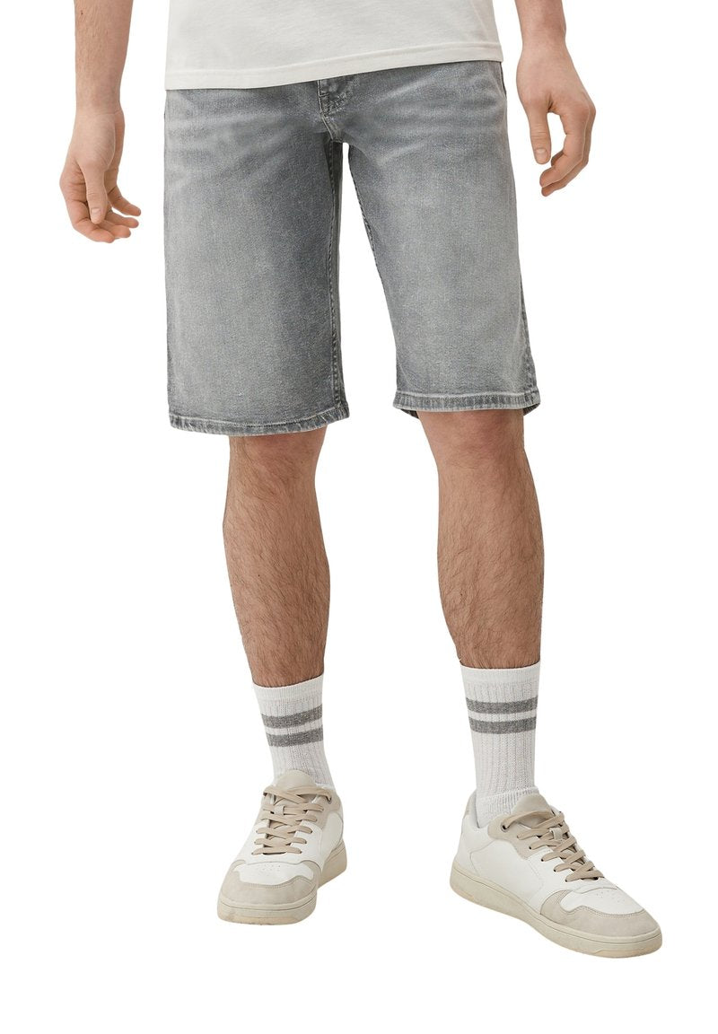 QS By S.Oliver CLASSIQUE - Jeans Shorts - Grau