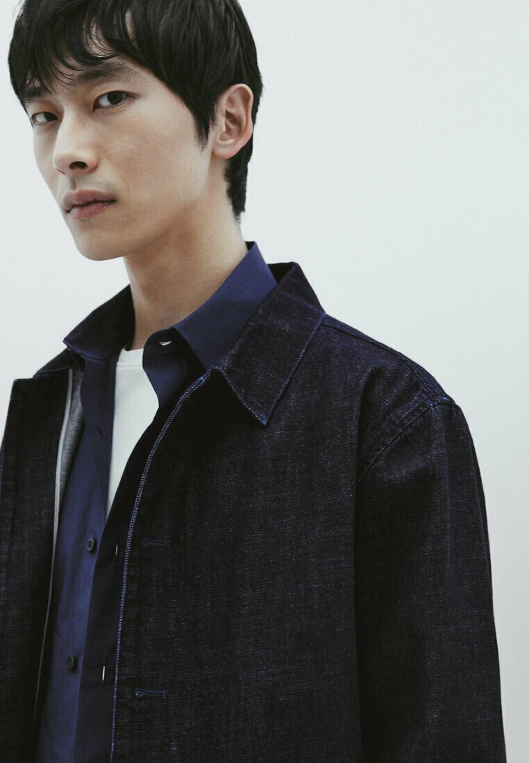 Massimo Dutti STUDIO-SELVEDGE - Jeansjacke - Blue