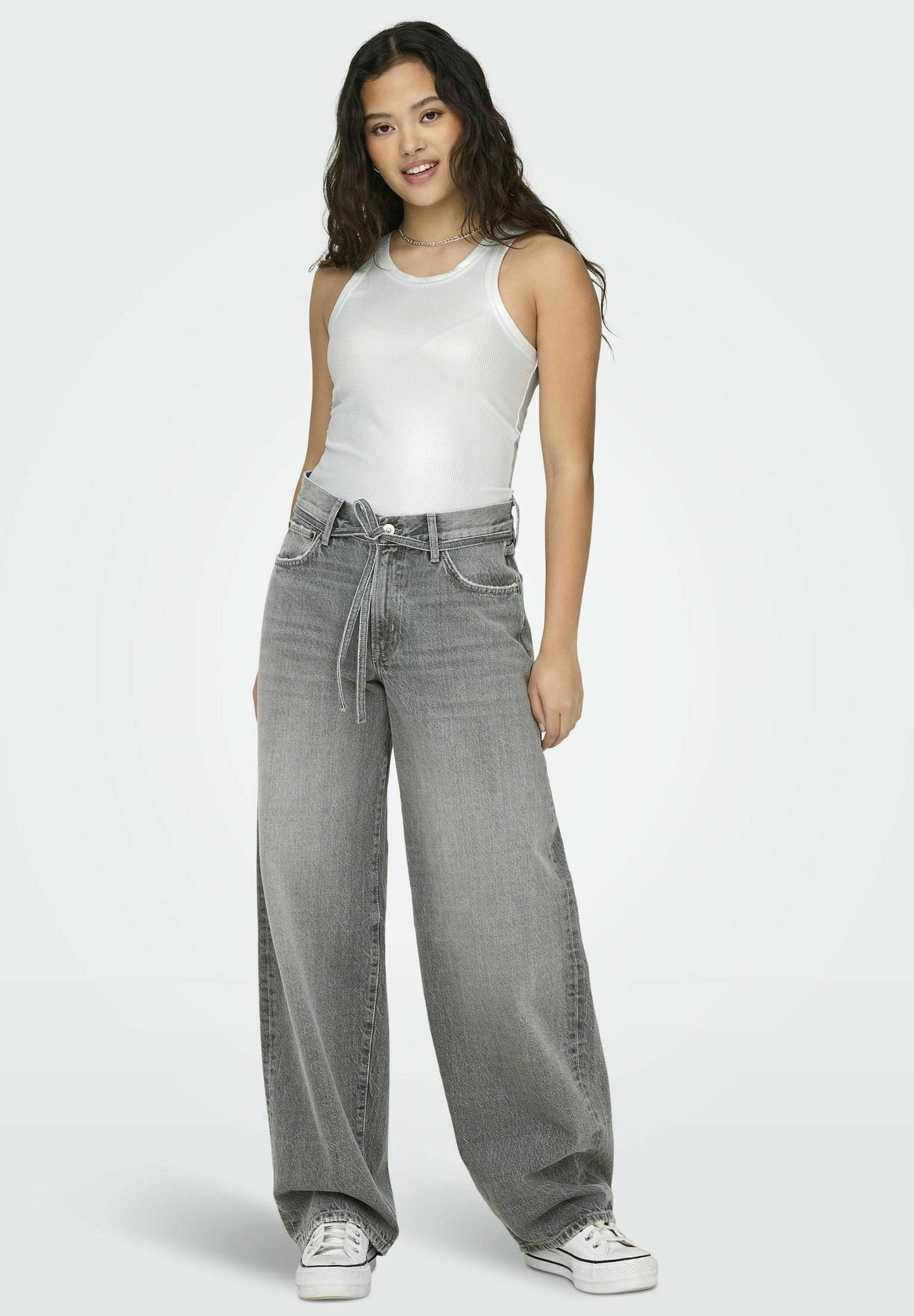 ONLY BALLON SCHNITT MITTLERE TAILLE - Wide Leg - Medium Grey Denim