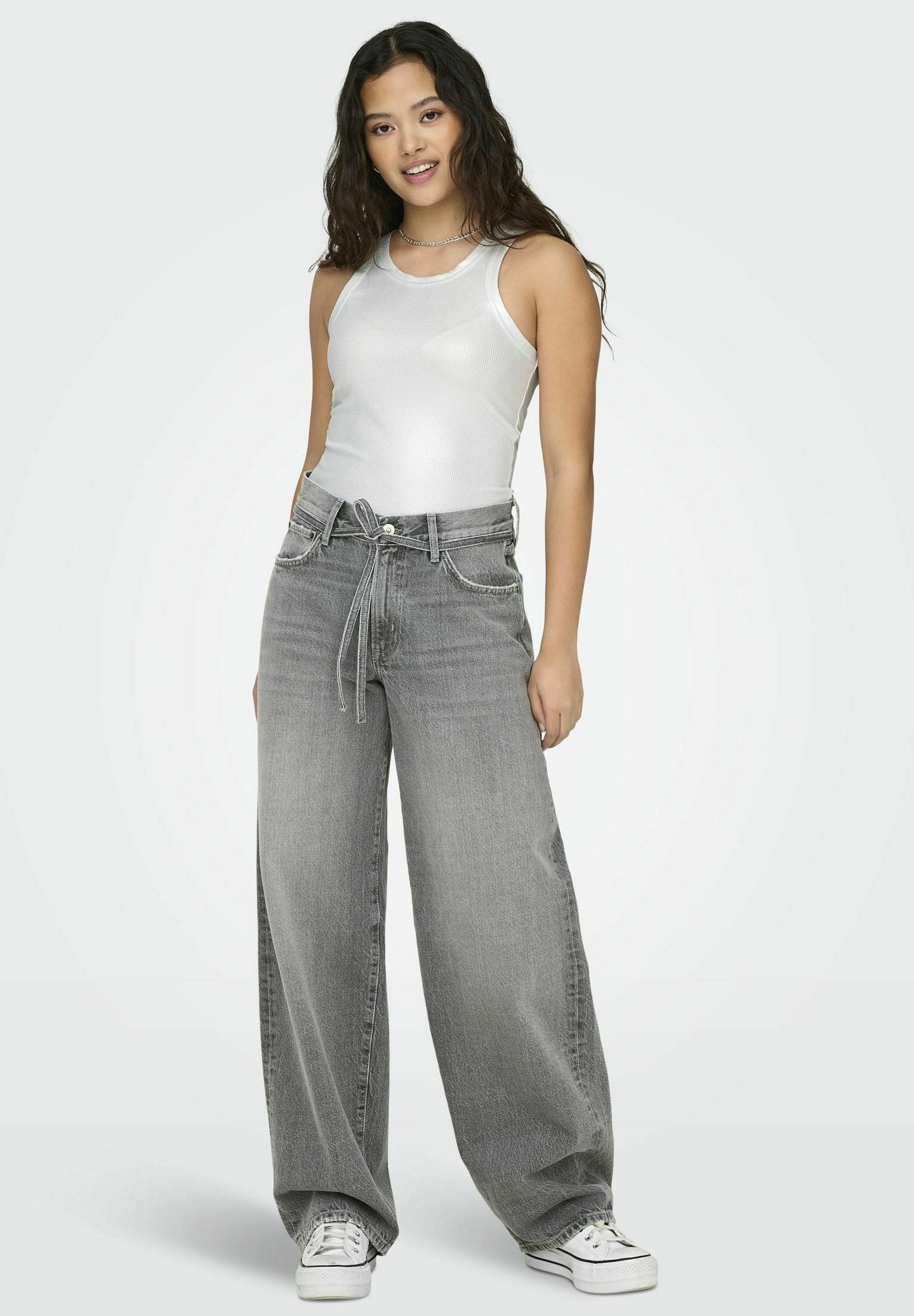 ONLY BALLON SCHNITT MITTLERE TAILLE - Wide Leg - Medium Grey Denim