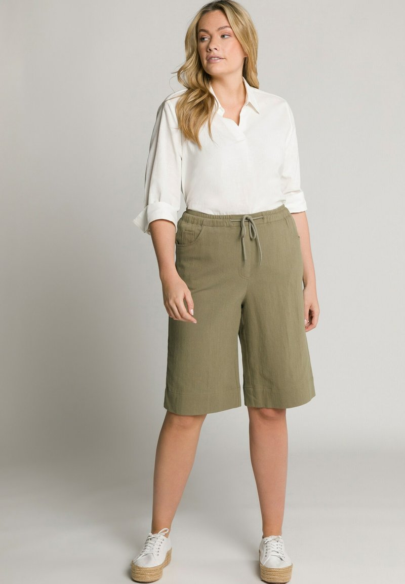 Ulla Popken Shorts - Schilf