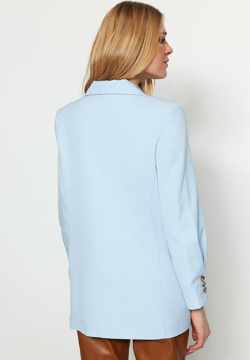 Trendyol Kurzmantel - Blue