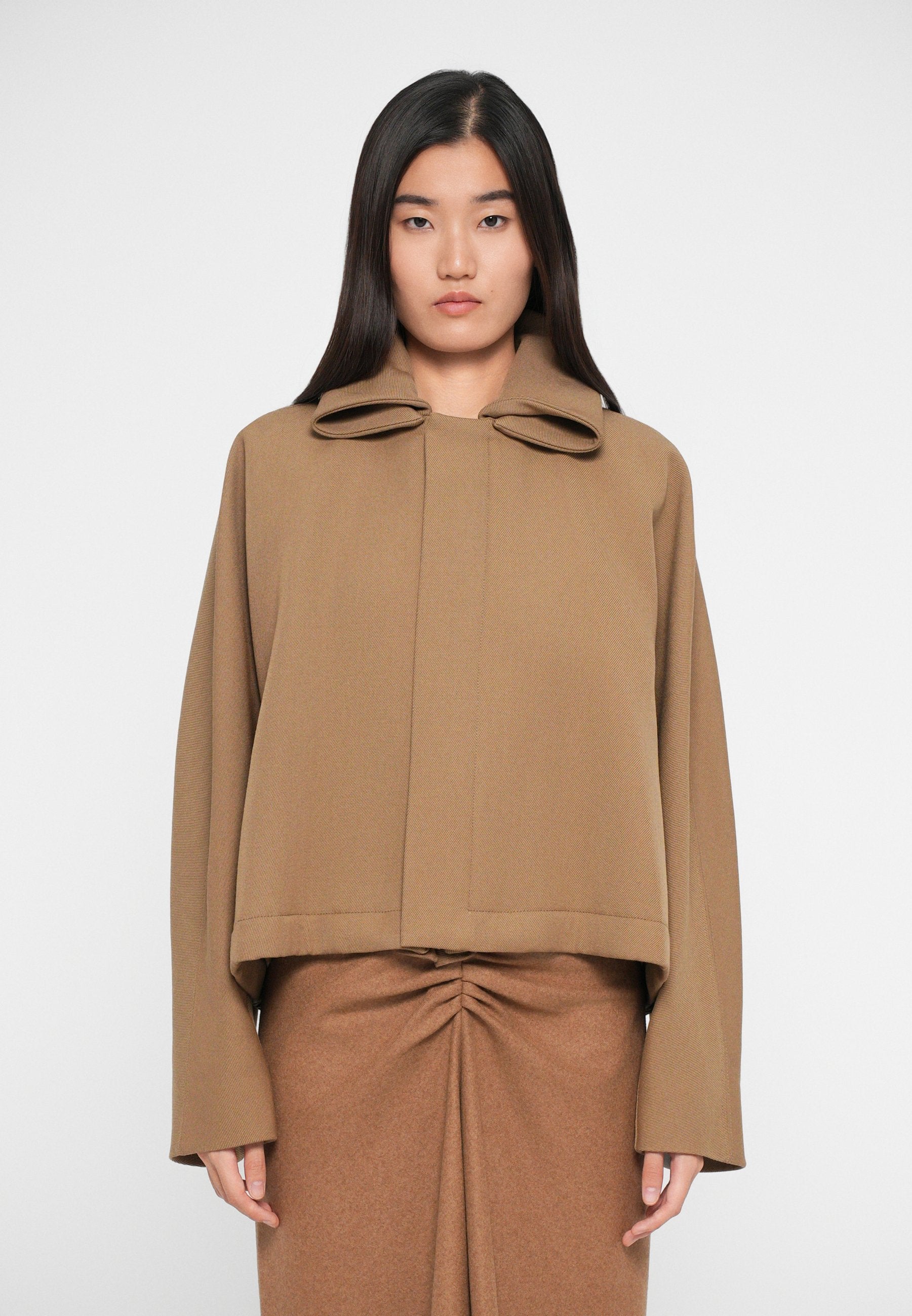 Victoria Beckham OVERSIZED ROLL NECK - Light Jacket - Dark Camel