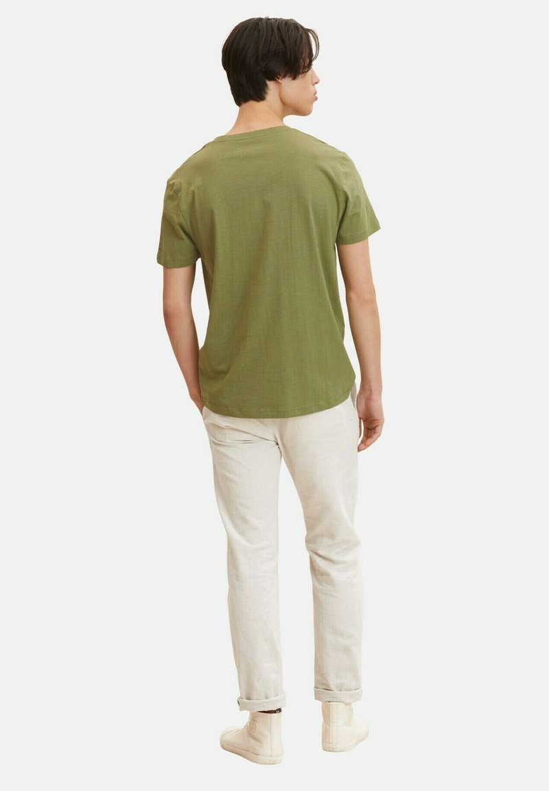 TOM TAILOR Denim BRUSTTASCHEÂ - T-Shirt Basic - Felt Green