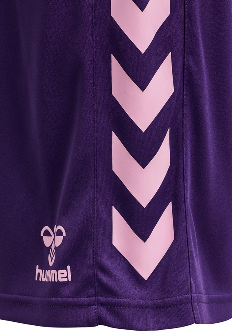 Hummel Kurze Sporthose - Acai