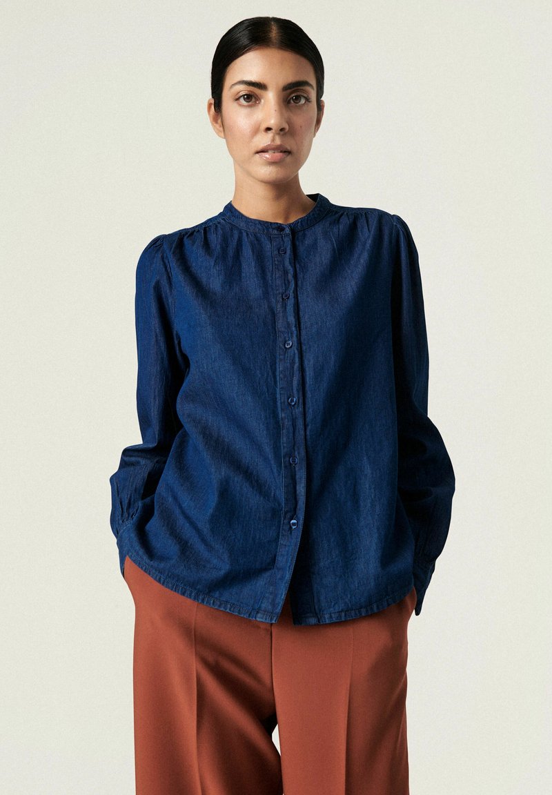 Soaked In Luxury SLLYNDA - Hemdbluse - Dark Blue Denim