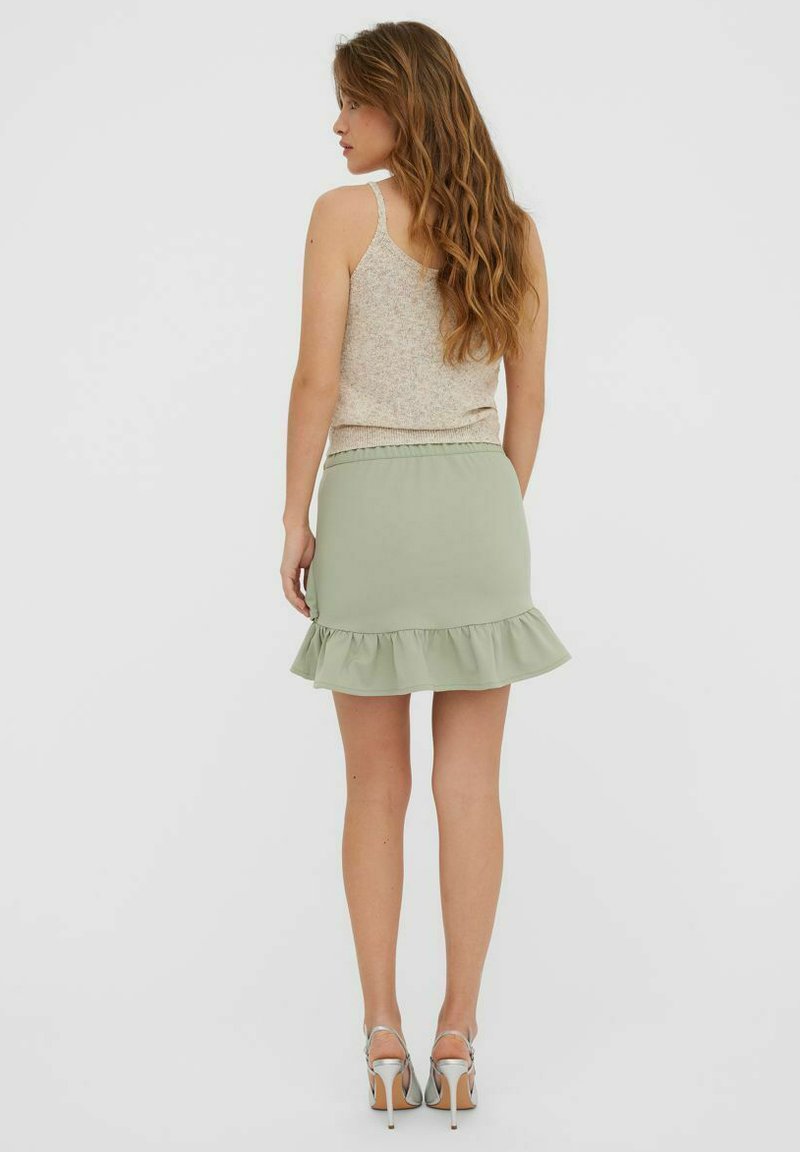 Vero Moda Wickelrock - Desert Sage