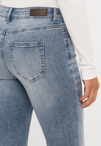 ONLY Petite ONLBLUSH MID WAIST - Flared Jeans - Special Blue Grey Denim