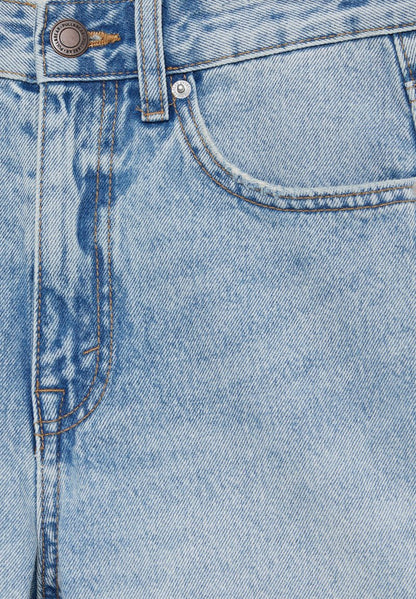 PULL & BEAR BERMUDA - Jeans Shorts - Light Blue Denim
