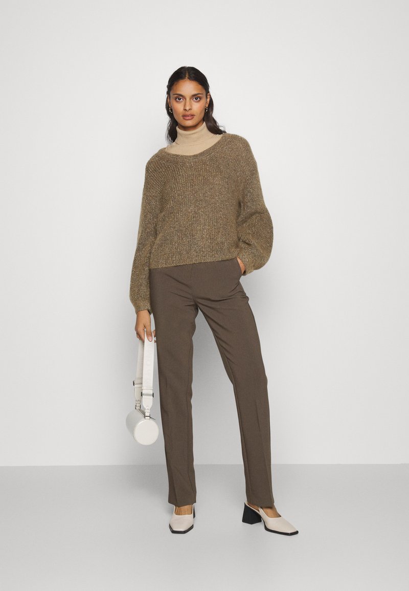 ARKET Strickpullover - Oat Melange With Gold