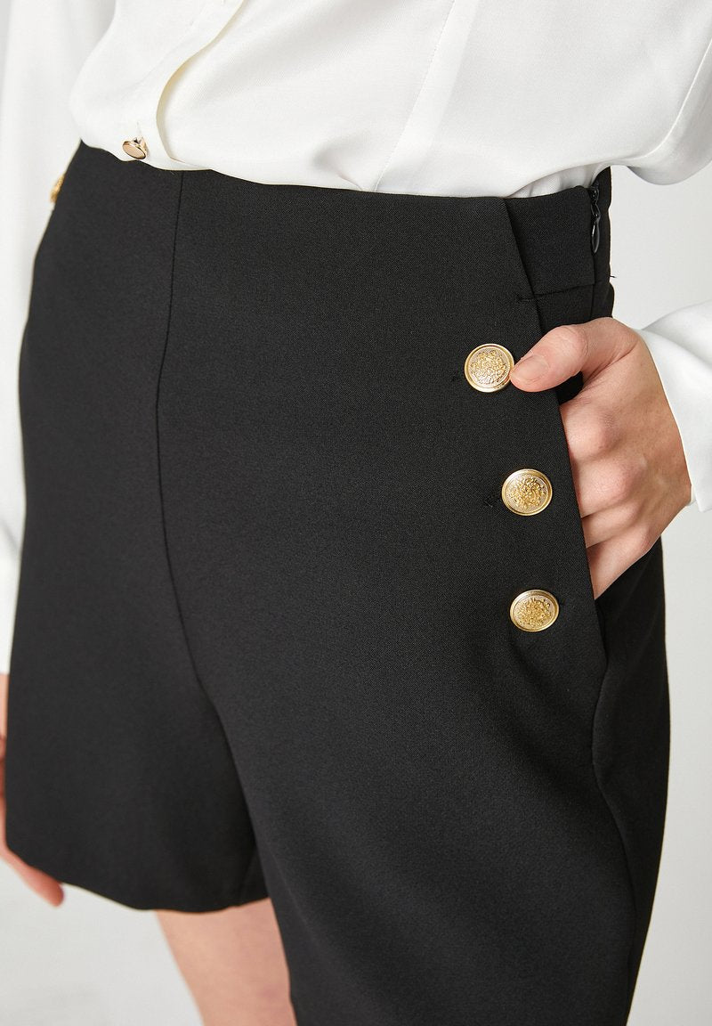 Koton BUTTON DETAIL MINI CLASSIC - Shorts - Black