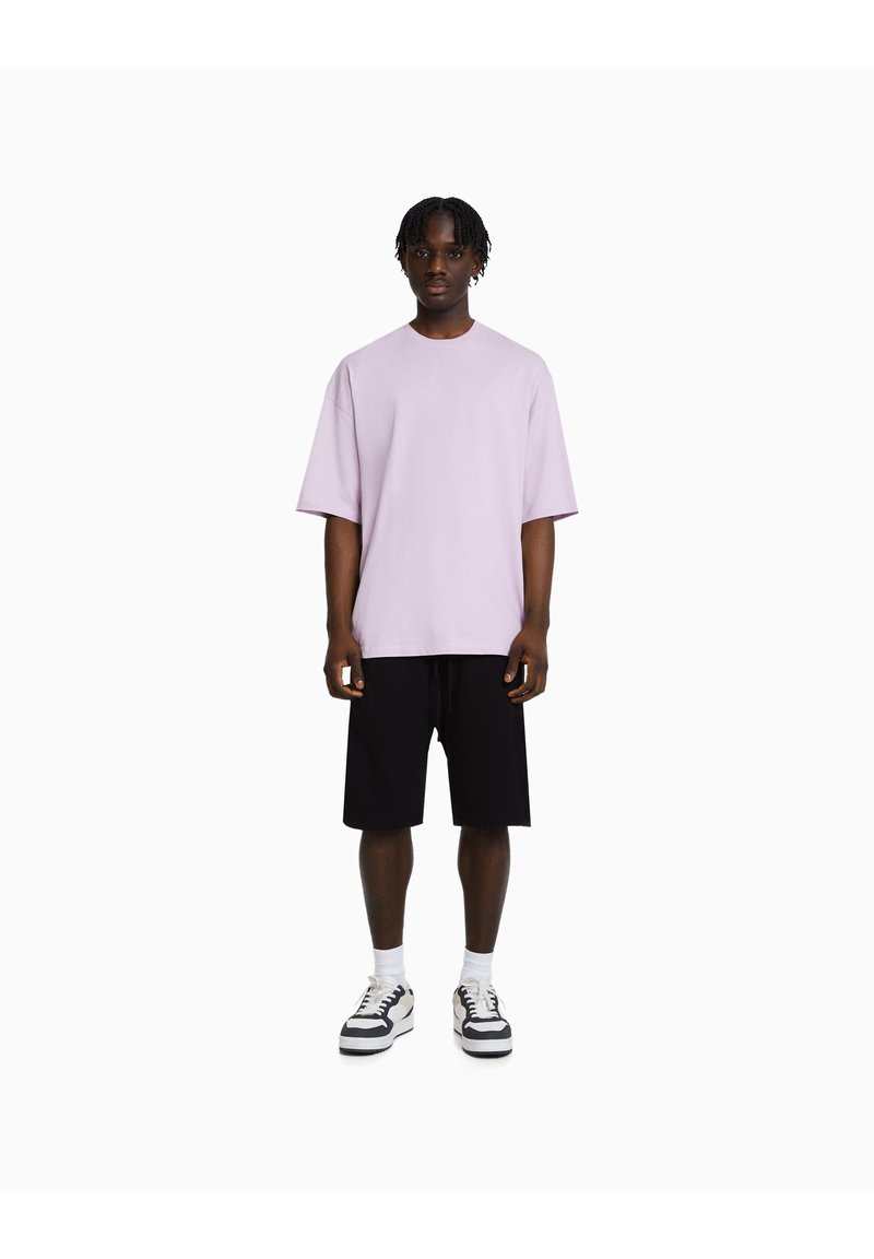 BERSHKA Shorts - Black