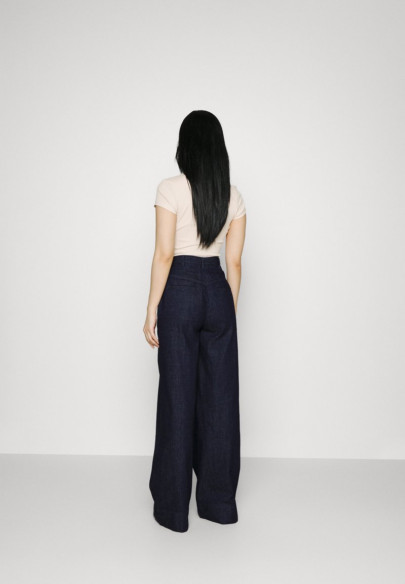  VINTAGE CHAMBRAY TROUSER - Stoffhose - Dark Blue Chambray