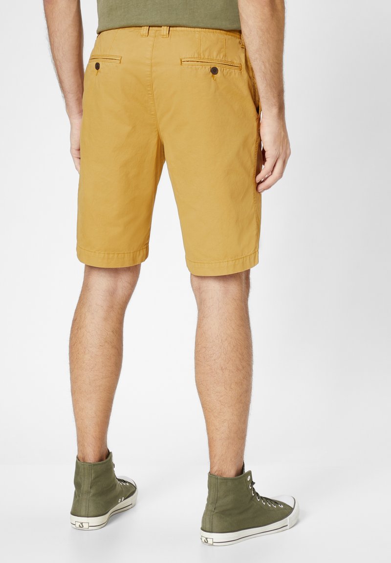  RELAX REGULAR-FIT BERMUDA - Shorts - Ocker