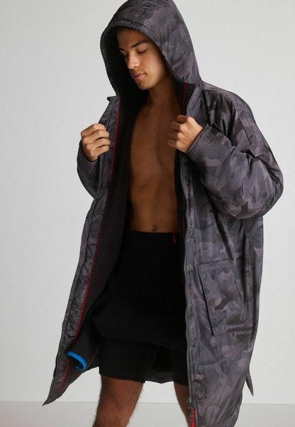 Next SWIM CHANGING - Wintermantel - Grey Camo Print
