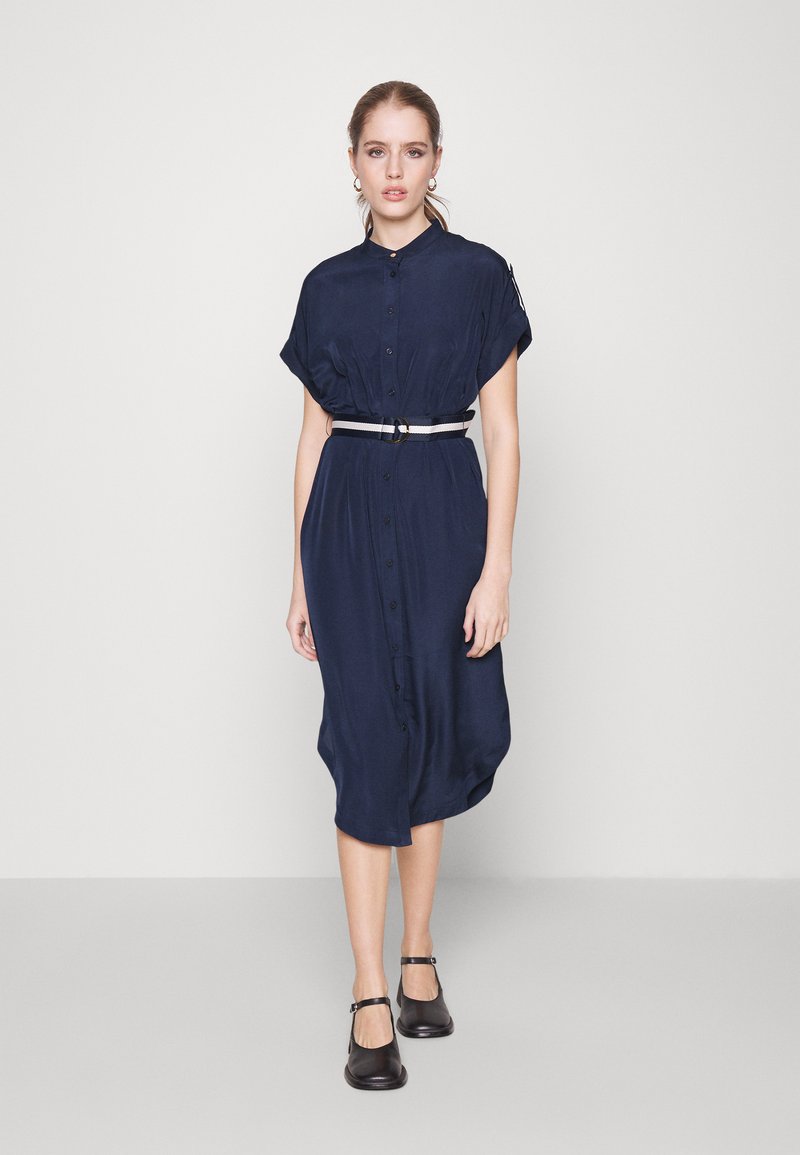  TYCENDA SHORT SLEEVE DAY DRESS - Blusenkleid - Refined Navy