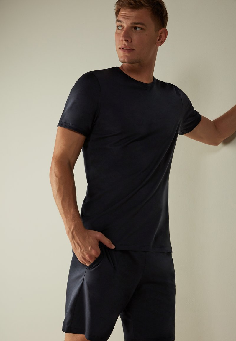 Intimissimi KURZER PYJAMA AUS SUPIMA-BAUMWOLLE BASIC - Pyjama - Blu Notte