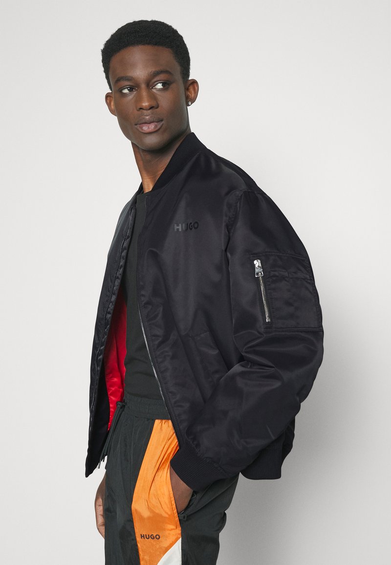 Hugo Bomberjacke - Black