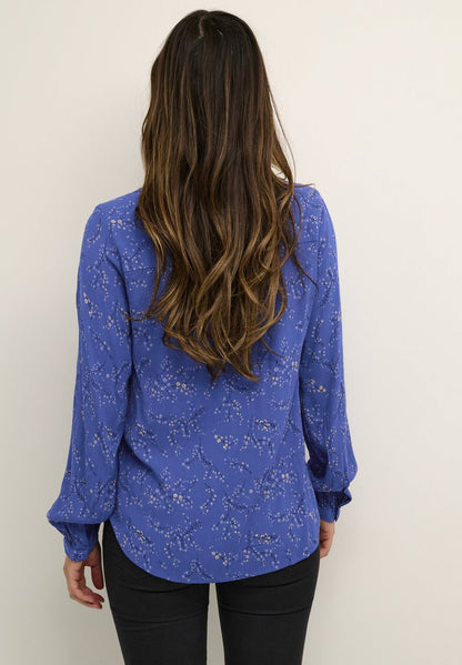Kaffe KARIKKA AMBER - Bluse - Mazarine Blue Infinity Print