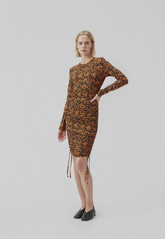  CURTIS PRINT DRESS - Jerseykleid - Vibrant Orange Splash