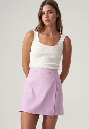 Trendyol GEWOONTJES - Shorts - Black