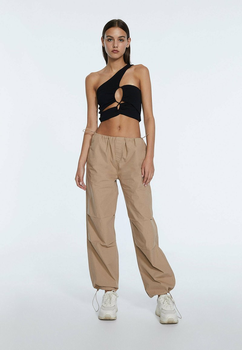 Stradivarius PARACHUTE POPELIN - Jogginghose - Stone