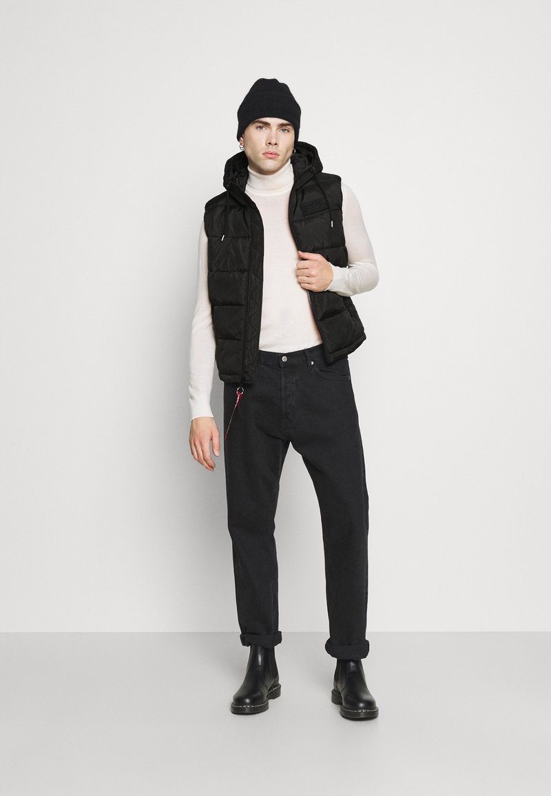 Alpha Industries HOODED PUFFER VEST - Weste - Black