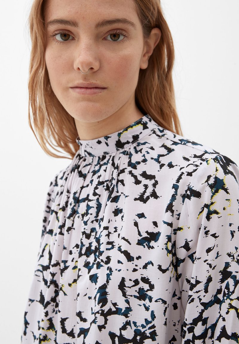 QS By S.Oliver MIT ALLOVER-PRINT - Bluse - Petrol